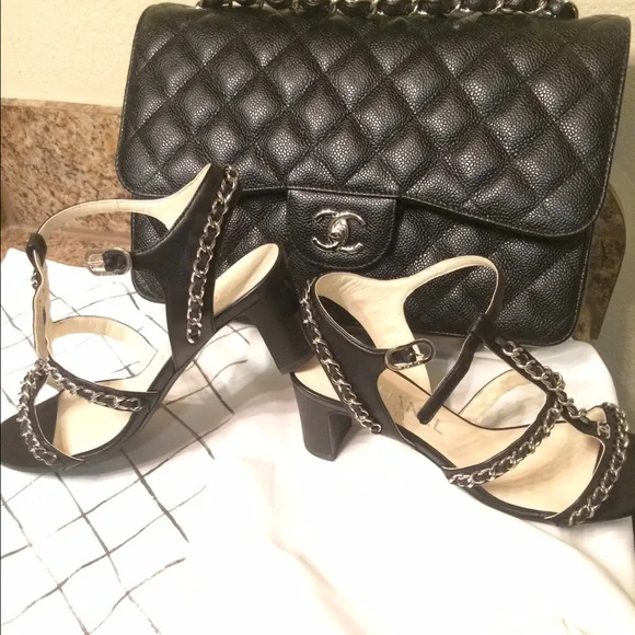 CHANEL CLASSIC CHAIN HEELS - Picture 10 of 16